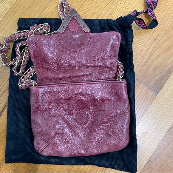 NEW Pour La Victoire crossbody with chain strap - Picture 4 of 7